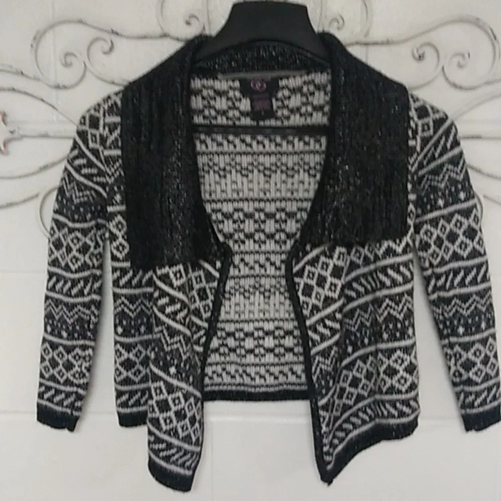 IT'S OUR TIME CROPPED OPEN FRONT CARDIGAN SHRUG WITH A HINT OF GLAM